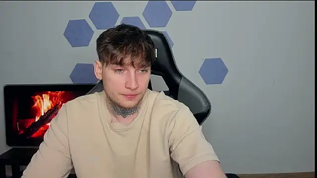 Snapshot of Chris_Tyson chatting on 03-12-25, 12:31 Chris Tyson online show from 03-12-25, 12:31