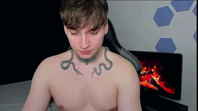 Snapshot of Chris_Tyson chatting on 03-15-25, 05:08 Chris Tyson online show from 03-15-25, 05:08