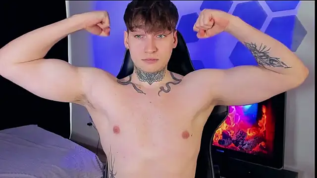 Snapshot of Chris_Tyson chatting on 03-22-25, 05:28 Chris Tyson online show from 03-22-25, 05:28