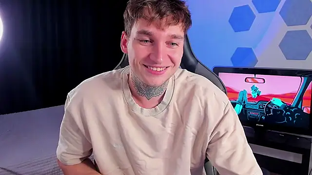 Snapshot of Chris_Tyson chatting on 09-13-25, 01:49 Chris Tyson online show from 09-13-25, 01:49