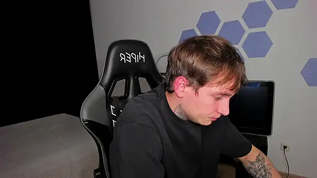 Snapshot of Chris_Tyson chatting on 10-11-25, 10:41 Chris Tyson online show from 10-11-25, 10:41