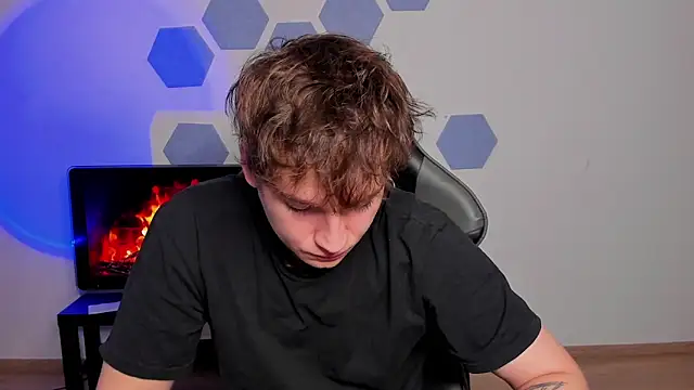 Snapshot of Chris_Tyson chatting on 11-13-25, 10:25 Chris Tyson online show from 11-13-25, 10:25