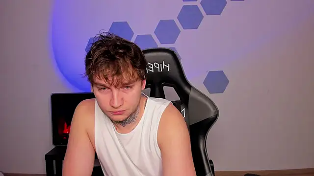 Snapshot of Chris_Tyson chatting on 11-19-25, 09:09 Chris Tyson online show from 11-19-25, 09:09