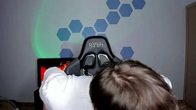 Snapshot of Chris_Tyson chatting on 11-22-25, 07:35 Chris Tyson online show from 11-22-25, 07:35