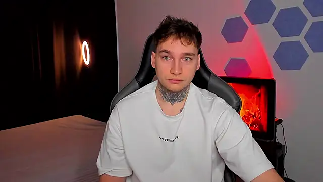 Snapshot of Chris_Tyson chatting on 11-27-25, 06:15 Chris Tyson online show from 11-27-25, 06:15