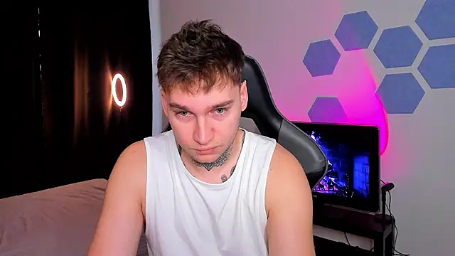 Snapshot of Chris_Tyson chatting on 11-28-25, 07:55 Chris Tyson online show from 11-28-25, 07:55