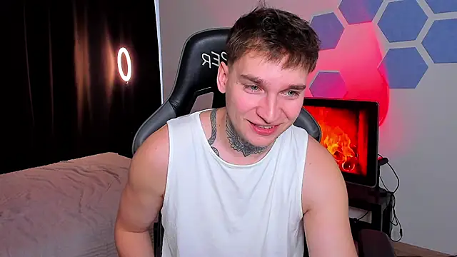 Snapshot of Chris_Tyson chatting on 12-01-25, 07:13 Chris Tyson online show from 12-01-25, 07:13