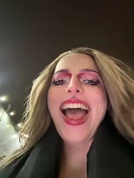 LoraaDoll online show from 11-01-25, 03:25