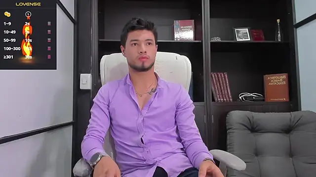 Snapshot of EdwardRoss_ chatting on 02-14-25, 07:23 EdwardRoss online show from 02-14-25, 07:23