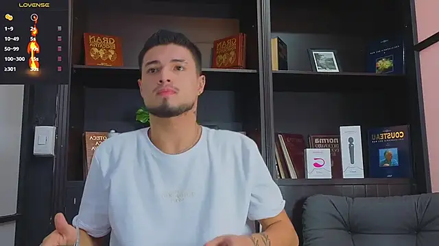 Snapshot of EdwardRoss_ chatting on 09-12-25, 08:20 EdwardRoss online show from 09-12-25, 08:20