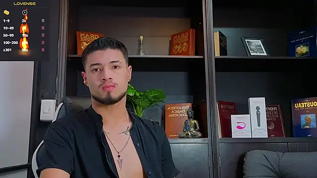 Snapshot of EdwardRoss_ chatting on 09-22-25, 09:06 EdwardRoss online show from 09-22-25, 09:06