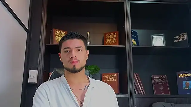 Snapshot of EdwardRoss_ chatting on 09-29-25, 08:13 EdwardRoss online show from 09-29-25, 08:13