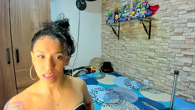 Snapshot of kaiagerbes3 chatting on 11-15-25, 12:56 kaiagerbes3 online show from 11-15-25, 12:56