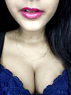 Snapshot of Karin-007 chatting on 10-07-25, 08:28 Karin-007 online show from 10-07-25, 08:28