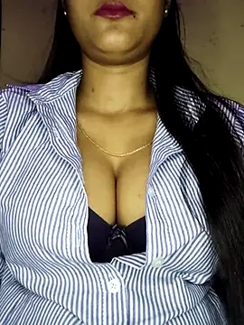 Snapshot of Karin-007 chatting on 10-17-25, 08:55 Karin-007 online show from 10-17-25, 08:55