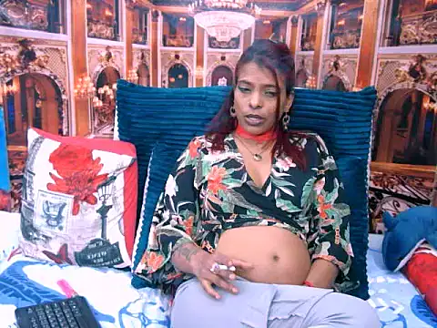 Snapshot of IndianSexyAss chatting on 06-20-26, 10:07 IndianSexyAss online show from 06-20-26, 10:07
