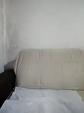 Julia Pretinha online show from 03-08-26, 12:52