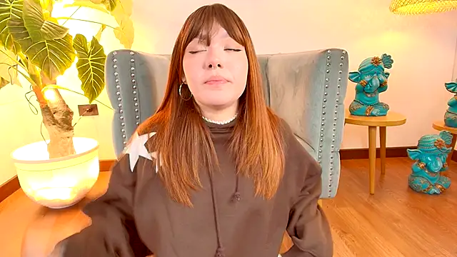 Fluffy Bubble21 online show from 11-05-25, 03:17