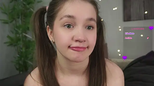 AmiLewis online show from 01-23-25, 04:09