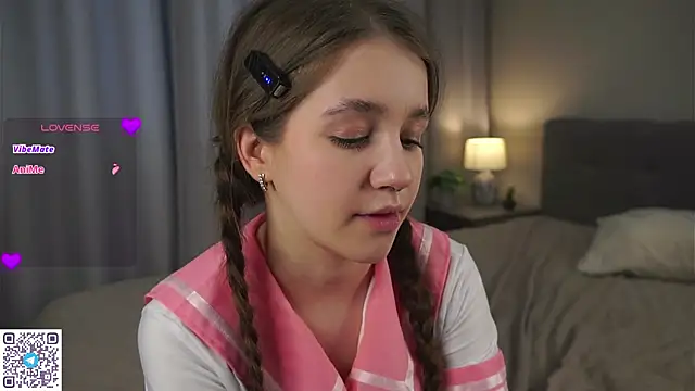 AmiLewis online show from 02-11-25, 07:12