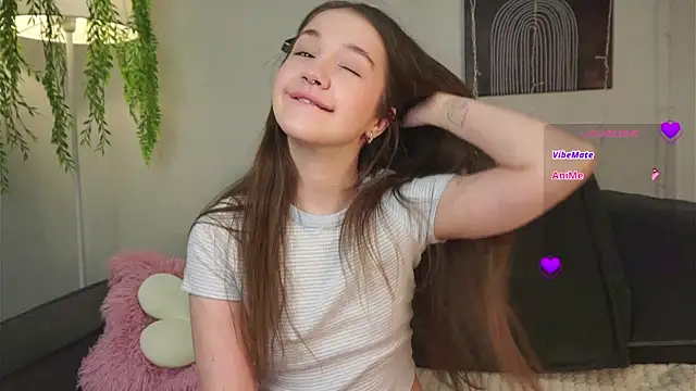 AmiLewis online show from 02-20-25, 01:03