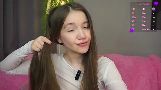 AmiLewis online show from 03-12-25, 01:03