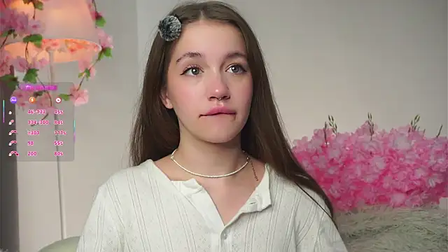 AmiLewis online show from 09-23-25, 01:08