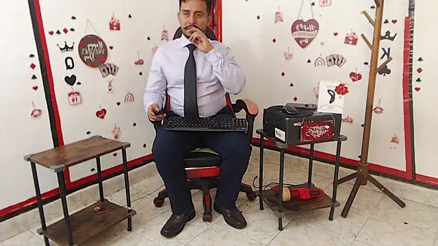 Snapshot of KalethBigDick chatting on 02-16-25, 03:04 KalethBigDick online show from 02-16-25, 03:04