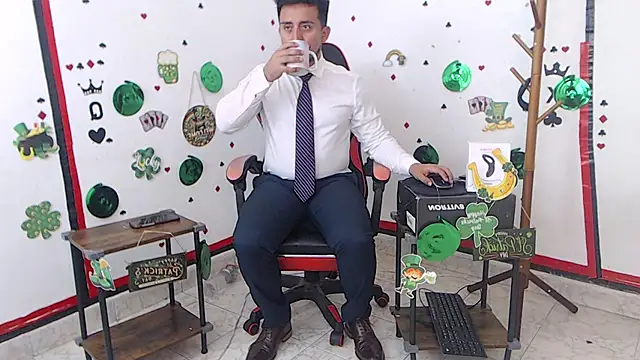 Snapshot of KalethBigDick chatting on 03-16-25, 04:09 KalethBigDick online show from 03-16-25, 04:09