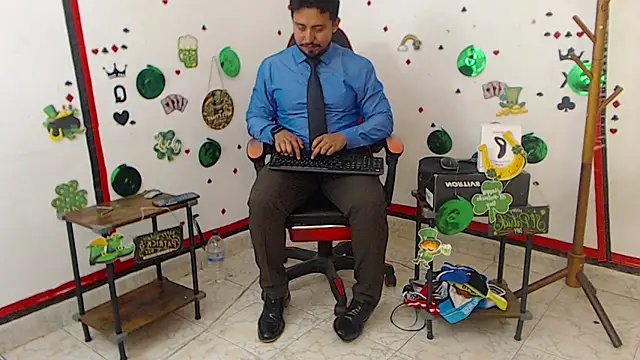 Snapshot of KalethBigDick chatting on 03-23-25, 02:37 KalethBigDick online show from 03-23-25, 02:37