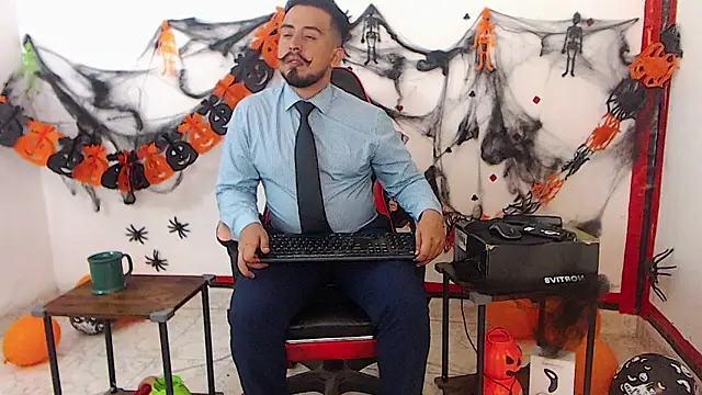 Snapshot of KalethBigDick chatting on 10-23-25, 08:51 KalethBigDick online show from 10-23-25, 08:51