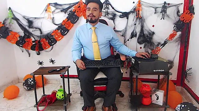 Snapshot of KalethBigDick chatting on 10-29-25, 08:38 KalethBigDick online show from 10-29-25, 08:38