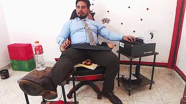 KalethBigDick online show from 02-09-26, 01:20