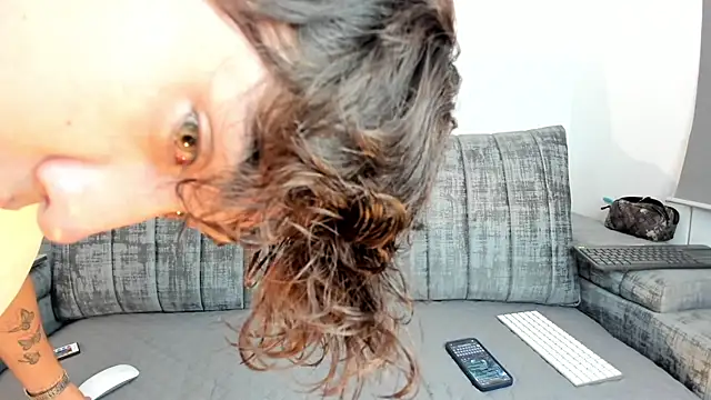 Adriien19 online show from 12-20-25, 12:29