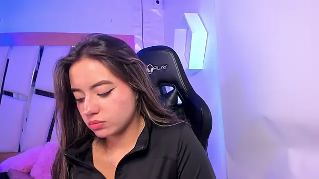 ary cooper  online show from 11-10-25, 12:48