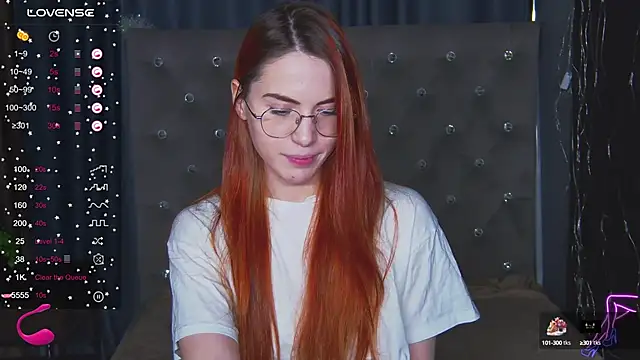 EmilyKents online show from 02-04-25, 04:37