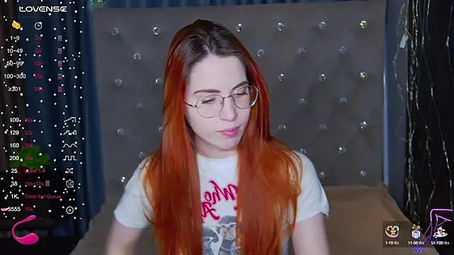 EmilyKents online show from 02-12-25, 01:41