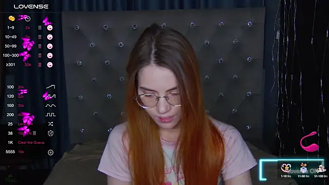 EmilyKents online show from 09-09-25, 01:49