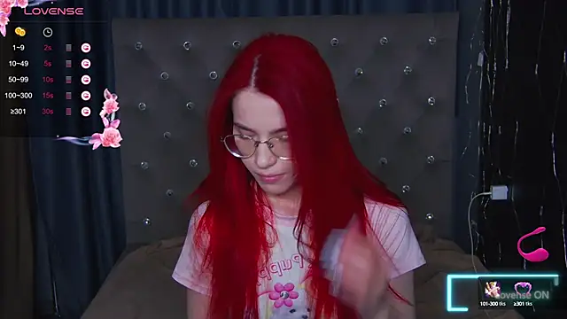 EmilyKents online show from 09-22-25, 01:51
