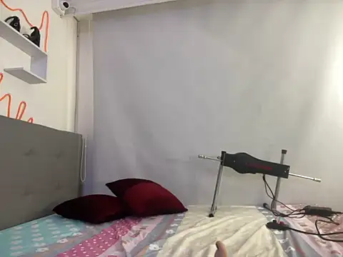 Snapshot of alissonandamy chatting on 02-21-25, 04:05 alissonandamy online show from 02-21-25, 04:05