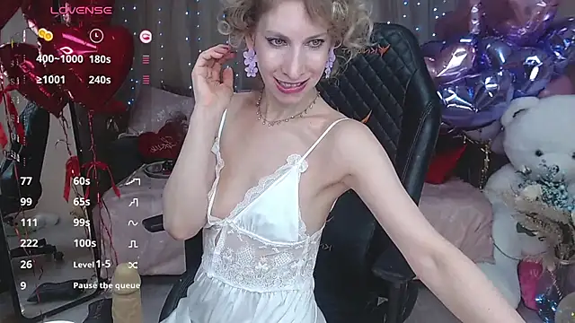 Snapshot of AdrianaSea chatting on 03-01-25, 02:55 AdrianaSea online show from 03-01-25, 02:55