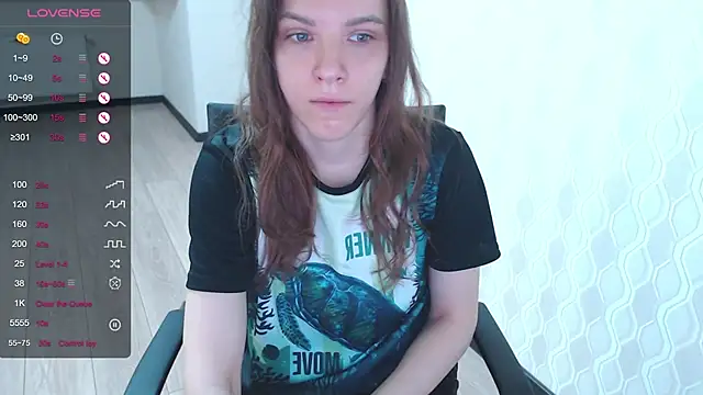 Snapshot of LisaHeart chatting on 12-10-24, 03:52 LisaHeart online show from 12-10-24, 03:52