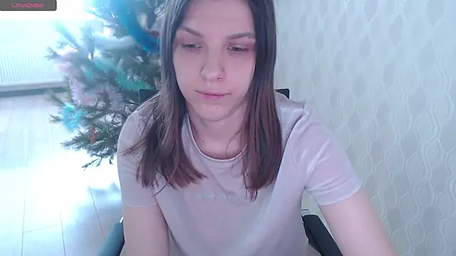 Snapshot of LisaHeart chatting on 01-08-26, 10:06 LisaHeart online show from 01-08-26, 10:06