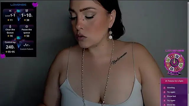 Snapshot of Miss_Agatha chatting on 12-19-24, 01:28 Miss Agatha online show from 12-19-24, 01:28