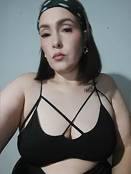 Snapshot of Miss_Agatha chatting on 03-15-26, 01:39 Miss Agatha online show from 03-15-26, 01:39