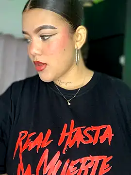 Snapshot of Michellesexxy chatting on 10-29-25, 12:13 Michellesexxy online show from 10-29-25, 12:13