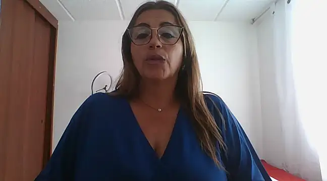 RossanaLionheart online show from 02-25-25, 07:47