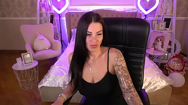 IsabellaFoxyy online show from 03-07-25, 04:44