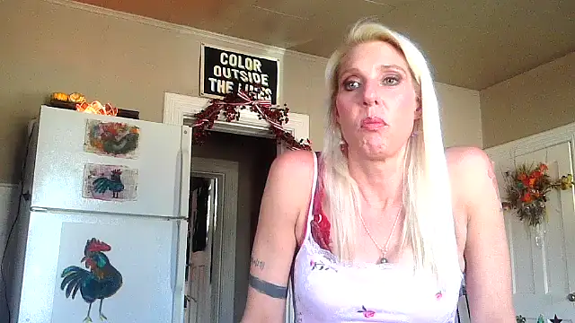 Glamazonx online show from 11-18-25, 08:13