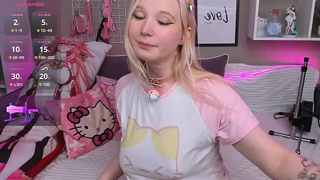 Snapshot of MeowkaKitty chatting on 02-23-25, 03:56 MeowkaKitty online show from 02-23-25, 03:56